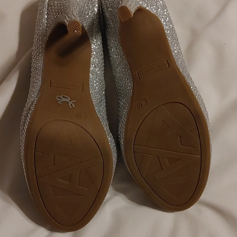 Andiamo Elegant Silver Glitter 4 Inch Heels Women's Size 8.5 Medium Event Ready - Picture 6 of 7